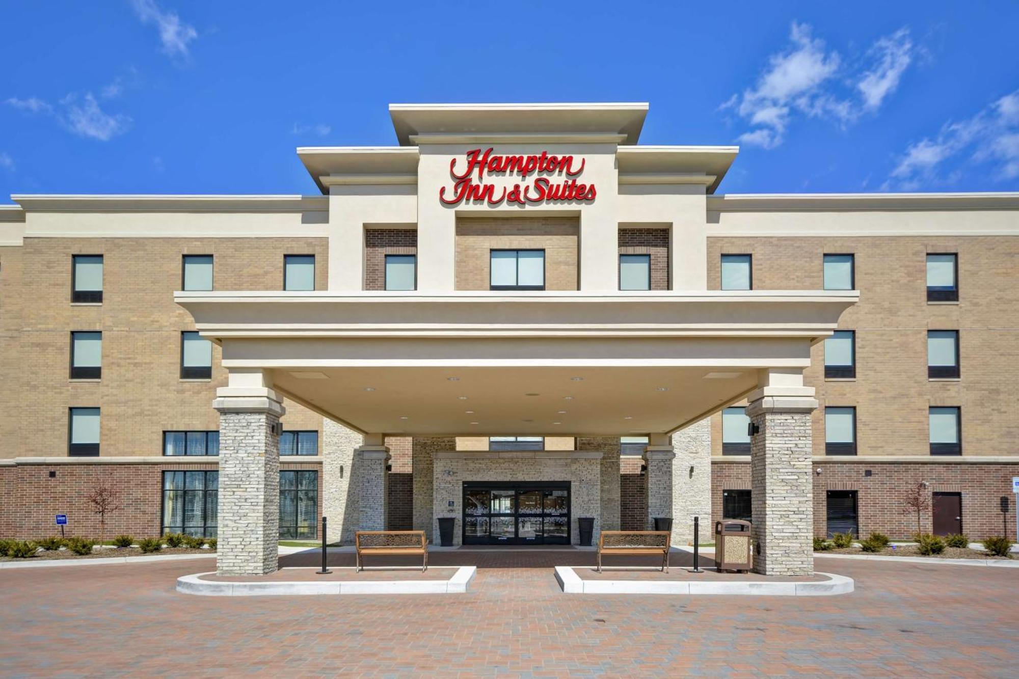 Hampton Inn & Suites Detroit/Воррен Екстер'єр фото